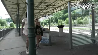 Public Am Bahnhof Angemacht! Deutsche Girls Gefickt, Vom Nachbar Erwischt