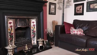 Auntjudysxxx - 47Yo Curvy Uk Milf Kjirsten Fucks The Fireplace Repairman