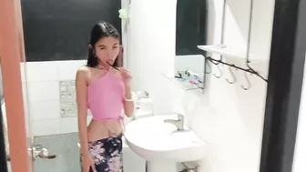 Filipina Babe Gives Rimming - No Choice Is Ass Is On The Face