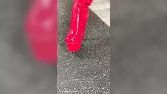 Hannah Brooks In Thigh-High Boots & Pvc Finger Fucking Herself