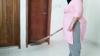 Sexy Beautiful Saudi Maid With Big Tits And Big Ass Fucked By Owner While Cleaning House