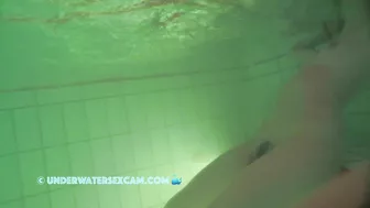 French Teen 18+ Masturbates With The Jet Stream Underwater In A Public Sauna Pool