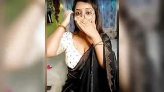 Desi Girl Showing Her Natural Big Boobs And Big Ass In Webcam Full Nude