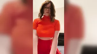 Velma Rides Dick And Gets A Big Facial