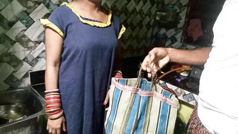 Aunty Le Chimeke Ko Ketalai Bazar Pichadi Sabji Magayi Ra Tesko Help Ko Sato Apno Puti Di