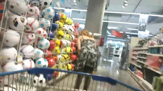 Upskirt And Showing Ass And Vagina Without Panties In A Famous Super Market Store