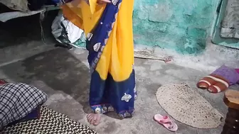 Meri Hot Sexy Biwi Ko Ghodi Bana Kar Choda Or Land Chusaya Or Gand Me Ungli Daal Diya