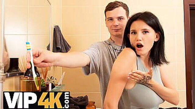 Morning Bonkfest: Stepbrother Gets Dirty With His Stepsister