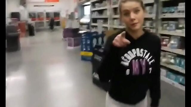 Public Blowjob From A Stranger At Walmart