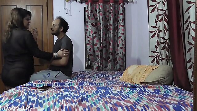 Amateur Indian Housewife Gets Frisky With Fridge Mechanic - Clear Hindi Audio