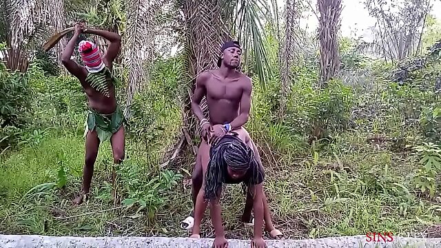 Ebony Big Ass Gets Doggystyle Punishment Outdoors