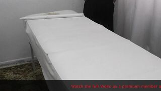 Real Massage Sex In Hidden Camera! Who's Wife Is She? Horny Masseur Fuck Her Like A Boss! Find The Full Video As Xvideos Red Member