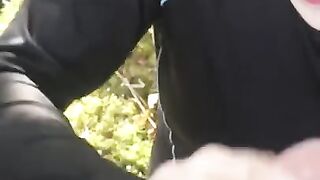 Thelovelyyliz - Gives Stranger Blowjob On Nature Walk