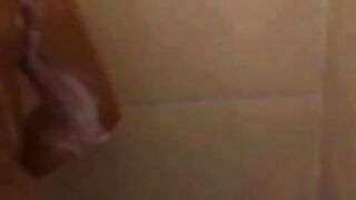 Step Sister Fuck With Me When She Was Bathroom නානවෙලාවෙ සබන් පිටින්ම අක්කට හිකුව