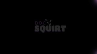 Horny Doc Makes Sexy Beaut Squirt And Reach Orgasm