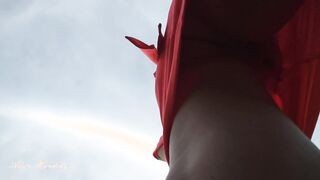 Alice Upskirt Without Panties And Shows Her Pussy And Ass In Public