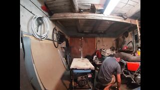 Brunette Teased A Man On Duty And Got Fucked Hard In Dirty Garage