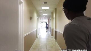 Kim Cruz Thick Latina Gives Bbc Blowjob In Her Office