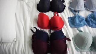 My Big Boobs Girlfriend Tries Out Her New Bras