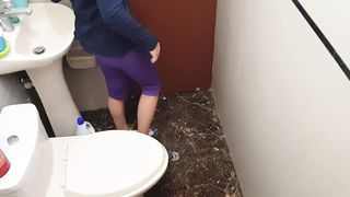 Spy Cam Beautiful Colombian Pissing