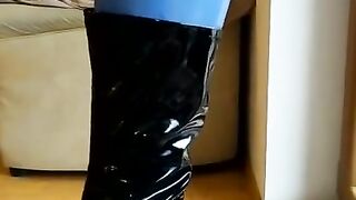 Beautifull Latex Mistress Get Pussy Pump Anal Fingering And Face Fuck