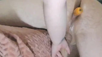 Tight Anal Getting Fucked With A Carrot. *Big Cum* Making Carrot Juice…