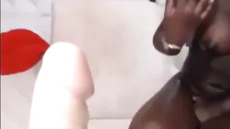 Hot Black Girl Camshow