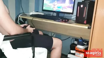 I Give Him A Sloppy Blowjob While He Tries To Play Fortnite…