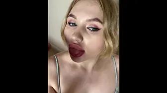 Horny Girl Likes To Tease You