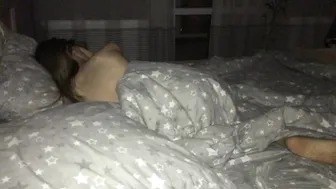 Wake Up Let's Fuck! Night Sex With A Wet And Moaning Amateur Girl