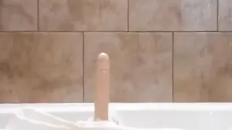 Busty Girl Riding Dildo - Mortcams