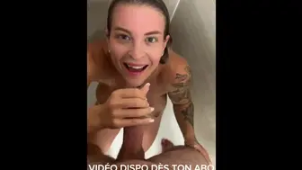 Il Veut Que Je Le Suce Pendant Que Je Prends Ma Douche