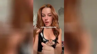 18Yo Cute Pussy Exposed On Tiktok Live While Trying On Lingerie