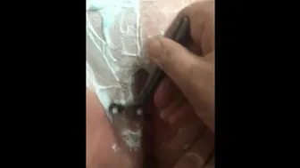 Fat Pussy Getting Shaved