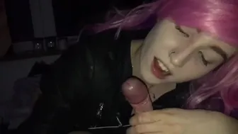 Beautiful Blue Eye Barely Legal Teen Gives Her Bf Sensual Blowjob