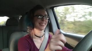 Kinky Milf Playing With Her Twat While Driving