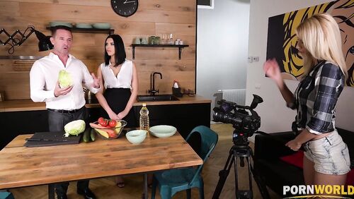 Cooking Show Set Turns Into Raunchy Threesome With Kira Queen And Missy Luv Gp1431