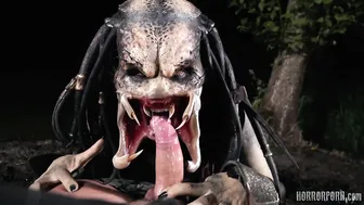 Predator Hunts For The Dick Of The Last Surviving Soldier From The Special Squad