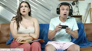 Big Booty Italian Brunette Valentina Bellucci Gets Creampied By Gamer Guy 2023