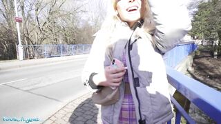 Public Agent British Tourist Gina Varney Sucks Czech Dick