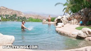 Monster Curves - Monica Sage Eddie Jaye - Poolside Pawg