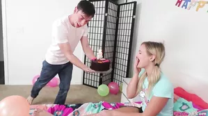 Deep Fucking For Natalia Queen On Her Birthday - Petite18