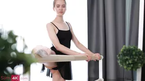 Clockwork Victoria - Ballet Dancers Have Sensual Quickie That Ends With Creampie