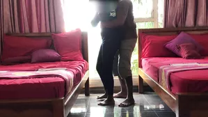 පන්ති කට් කරලා Room ගිහින් කෙදිරිගෑවෙන්නම.Srilankan 18+ Couple Having Hard Sex