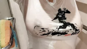 Wet T-Shirt Babe Let Me Watch