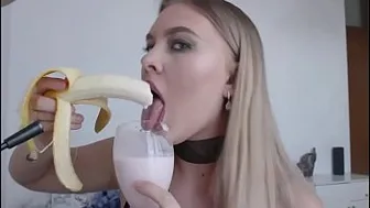 Asmr Siren - Banana And Yogurt