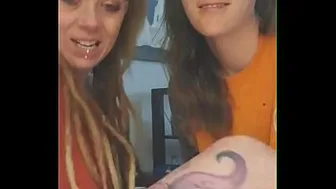 Lesbian Kiss In Periscope