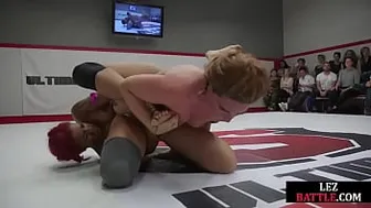 Black Wrestling Dyke Dominates In Ring With Dyke Battle