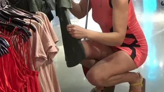 No Panties Without Bra In The Shopping Mall