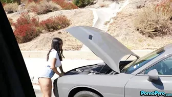 Violet Myers Car Breaks Down Black Dudes